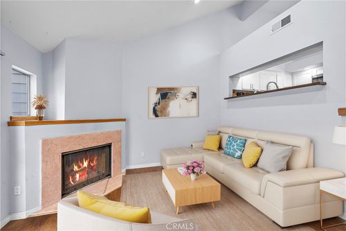 781 Grayling Bay, Costa Mesa, CA, 92626-6905 | Card Image