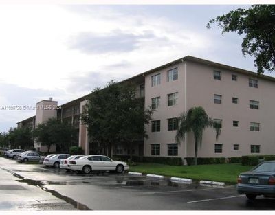 405A - 13475 Sw 9th St, Condo with 2 bedrooms, 1 bathrooms and null parking in Pembroke Pines FL | Image 3