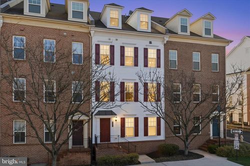 3941 Old Dominion Blvd, Alexandria, VA, 22305-1559 | Card Image