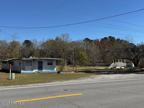 454 Nc Highway 41 E, Trenton, NC, 28585-5402 | Card Image