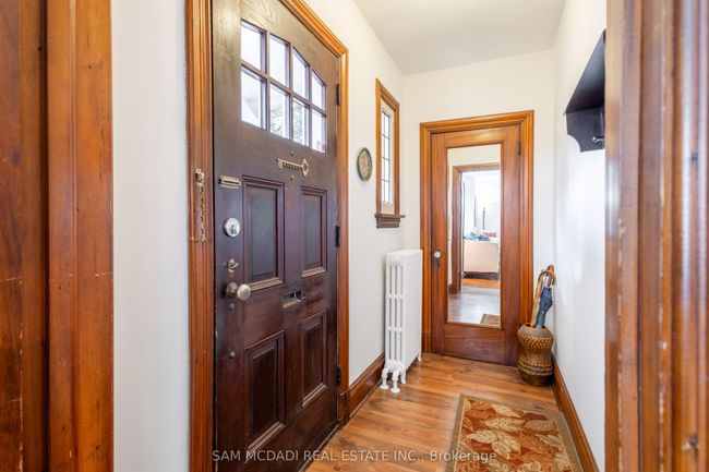 11 Brant Ave, House other with 4 bedrooms, 3 bathrooms and 6 parking in Mississauga ON | Image 7