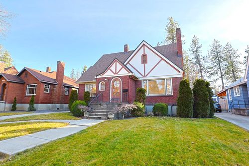 417 W 26th Ave, Spokane, WA, 99203-1823 | Card Image