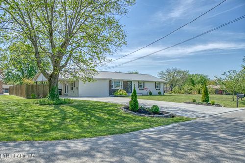 858 Greenland Ave, Cookeville, TN, 38501-3828 | Card Image