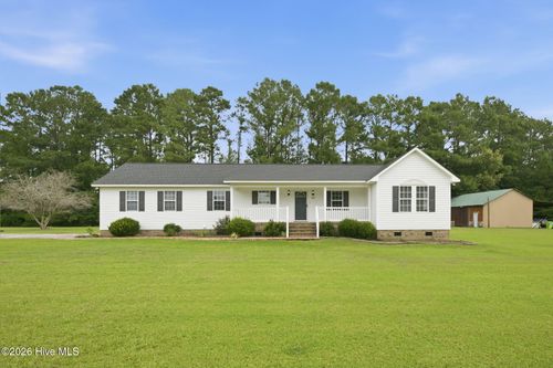 620 Campbell Rd, Vanceboro, NC, 28586-8656 | Card Image