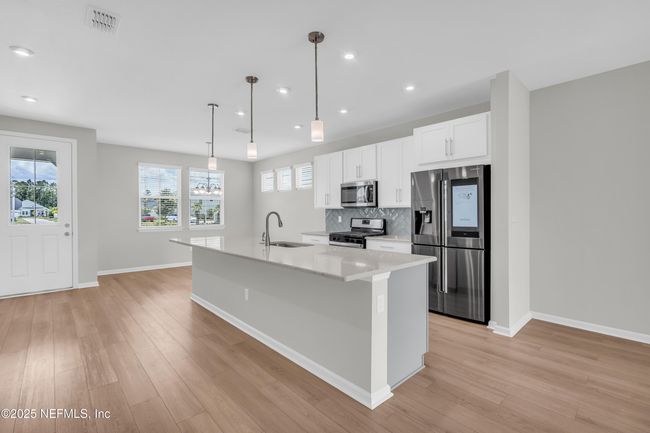 575 Buttonwood Loop, House other with 3 bedrooms, 2 bathrooms and null parking in Yulee FL | Image 16