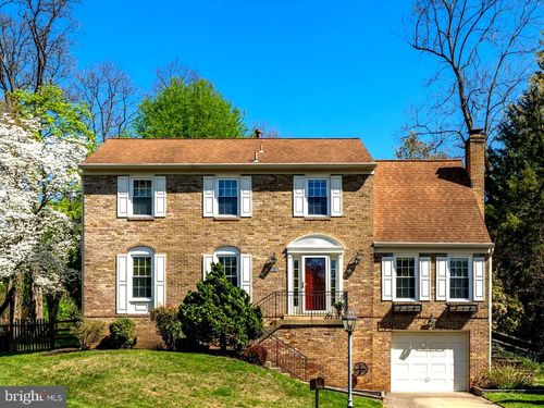 1910 Grand Ct, Vienna, VA, 22182-3413 | Card Image