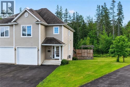 38 Celestin Crt, Home with 3 bedrooms, 4 bathrooms and null parking in Dieppe NB | Card Image