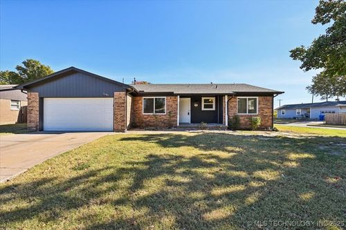 1101 N Hickory Ave, Broken Arrow, OK, 74012-1670 | Card Image