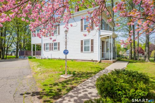 68 Village St, North Haven, CT, 06473-3830 | Card Image