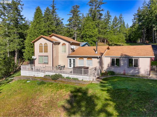95340 Tututni Hollow Rd, Gold Beach, OR, 97444-8595 | Card Image