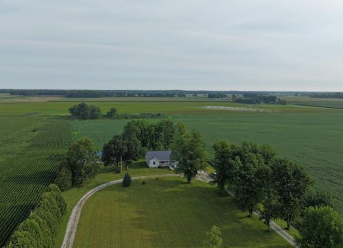 1732 E 550 N, Monterey, IN, 46960-9281 | Card Image