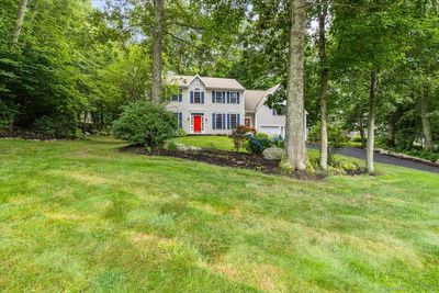 Expansive front yard. | Image 2