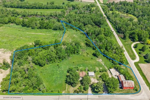 E7084 Ski Hill Rd, Reedsburg, WI, 53959-9553 | Card Image