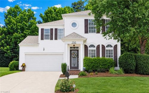 256 Brooks Landing Dr, Winston Salem, NC, 27106-4361 | Card Image