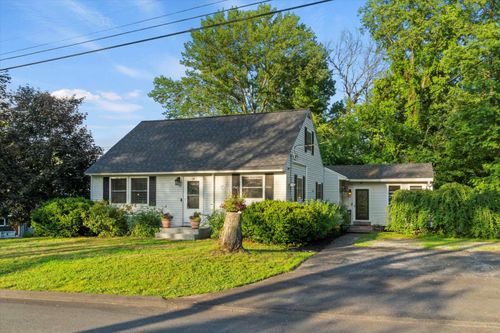 38 Heald St, Manchester, NH, 03102-1306 | Card Image