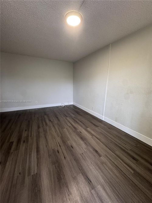 apt-10-2150 Madison St, Hollywood, FL, 33020-5302 | Card Image