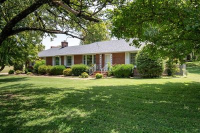 506 Broadmoor Dr, House other with 3 bedrooms, 2 bathrooms and 2 parking in Nashville TN | Image 3