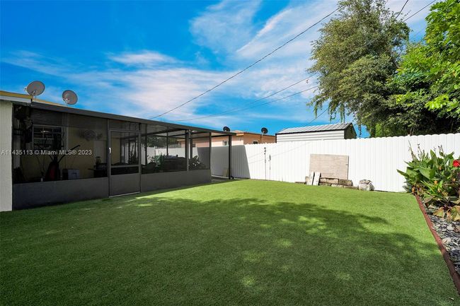 2021 Nw 185 Th Ter, House other with 3 bedrooms, 2 bathrooms and null parking in Miami Gardens FL | Image 32