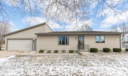2211 Virginia Drive, Manitowoc, WI, 54220 | Card Image