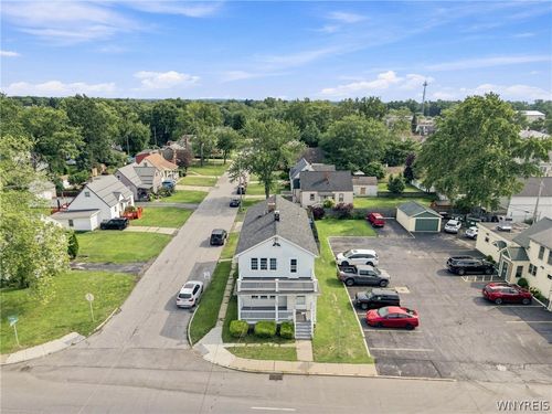 799 Center Rd, West Seneca, NY, 14224-2240 | Card Image