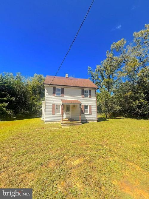 403 Chairville Rd, Southampton, NJ, 08088-2818 | Card Image