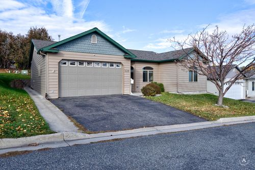 520 Burnham Pl, Helena, MT, 59601-6090 | Card Image
