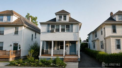 423 Magnolia St, Highland Park, NJ, 08904-2640 | Card Image