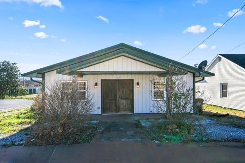 212 E Washington Ave, Pierce City, MO, 65723-1258 | Card Image