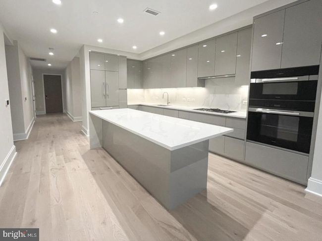 1104 - 7887 Jones Branch Dr, Condo with 3 bedrooms, 3 bathrooms and null parking in MCLEAN VA | Image 31