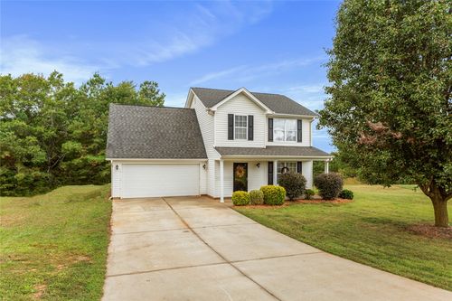 102 Lochenshire Pl, Belton, SC, 29627-8295 | Card Image
