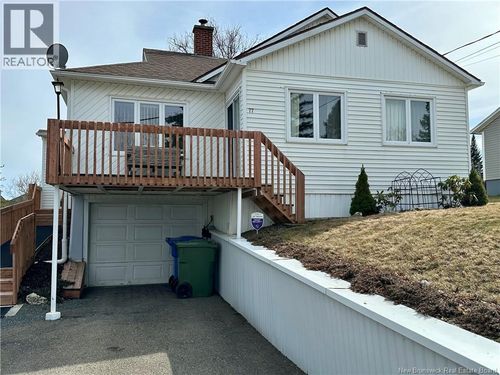 77 Fraser St, Plaster Rock, NB, E7G1R9 | Card Image