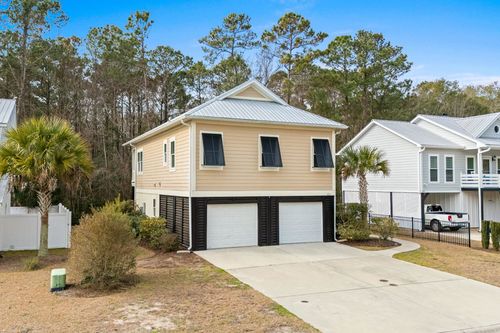 214 Crane Dr, Pawleys Island, SC, 29585-8453 | Card Image