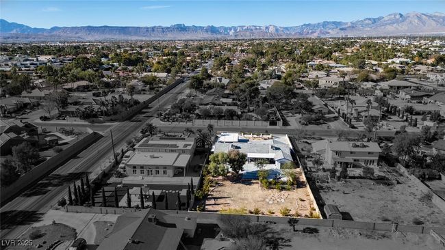 Bird's eye view featuring a mountain view and a residential view | Image 42