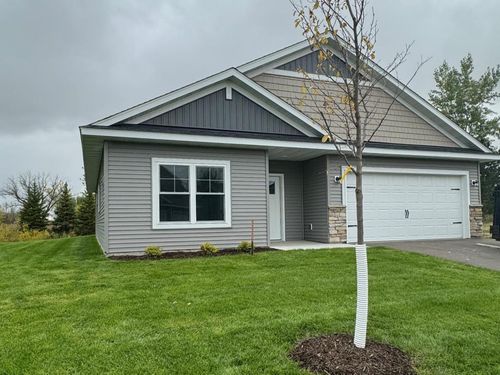 4921 Evergreen Dr N, Hugo, MN, 55038-8538 | Card Image