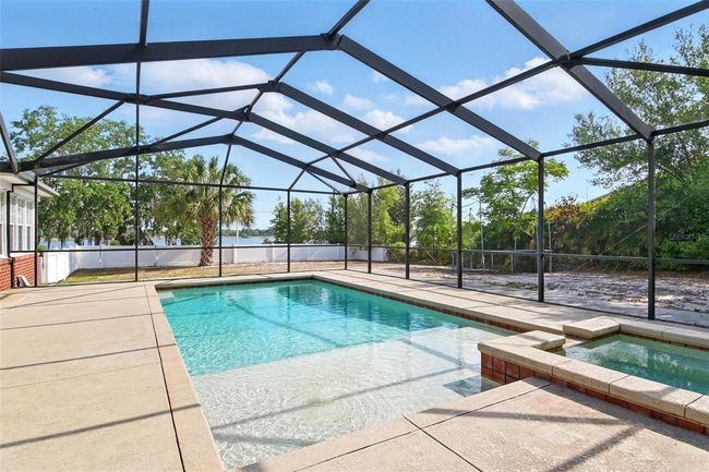 1002 Lake Elbert Dr Se, House other with 4 bedrooms, 3 bathrooms and null parking in Winter Haven FL | Image 5