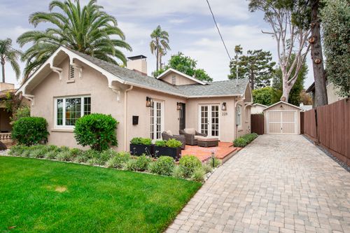 228 W Mission St, SANTA BARBARA, CA, 93101-2821 | Card Image