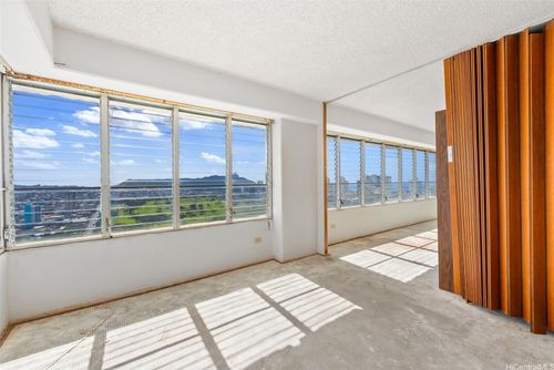 3402-2525 Date St, Honolulu, HI, 96826-5425 | Card Image