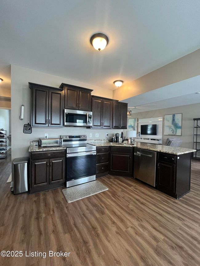 506 Concord Grape Way, House other with 4 bedrooms, 3 bathrooms and null parking in Vine Grove KY | Image 23