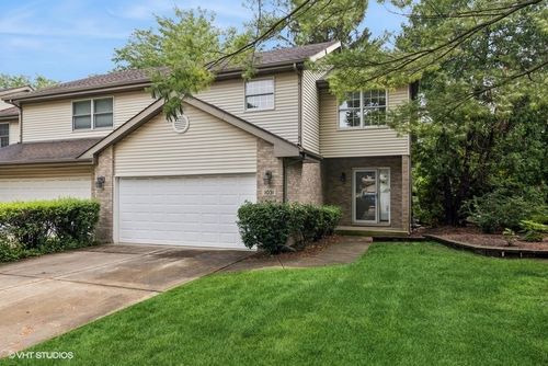 1031 Claremont Dr, Downers Grove, IL, 60516-3842 | Card Image