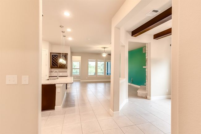 152 Fort Cobb Way, House other with 4 bedrooms, 3 bathrooms and 4 parking in Georgetown TX | Image 5