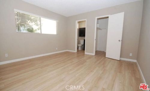 6-1221 Amherst Avenue, Los Angeles, CA, 90025 | Card Image