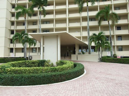 apt-522-130 Lakeshore Dr, North Palm Beach, FL, 33408-3611 | Card Image