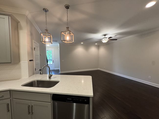229 Claremont Ct, Townhouse with 3 bedrooms, 3 bathrooms and 3 parking in Gallatin TN | Image 4