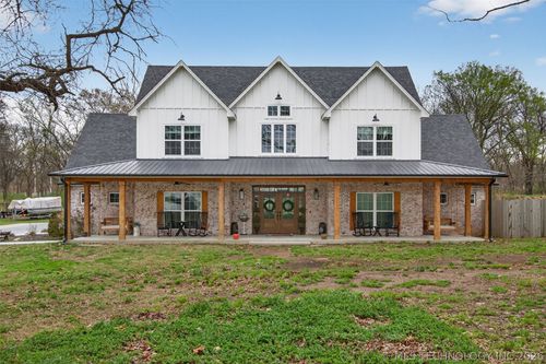 900 N 4389 Ln, Pryor, OK, 74361-3557 | Card Image