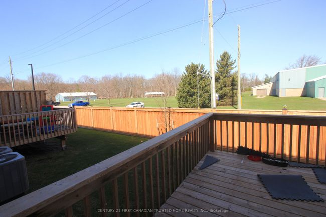 71 - 601 Lions Park Dr, House attached with 3 bedrooms, 4 bathrooms and 1 parking in Mount Brydges ON | Image 36