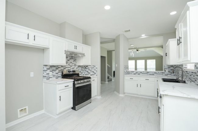 2522 Cardinal Elm St, House other with 4 bedrooms, 3 bathrooms and 2 parking in Fresno TX | Image 10