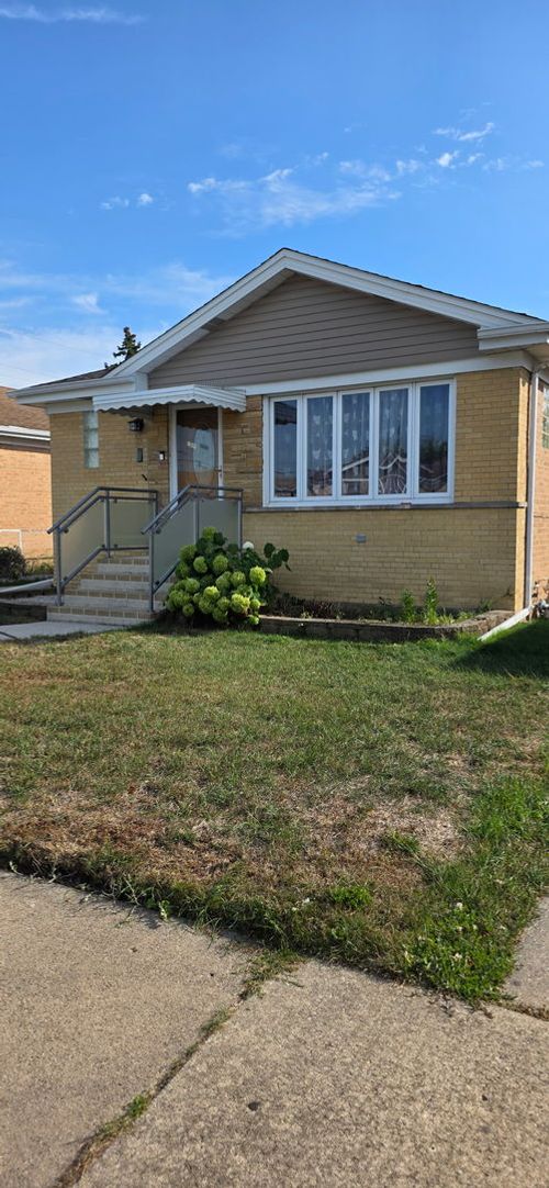 7641 W Ainslie St, Norridge, IL, 60706-3346 | Card Image