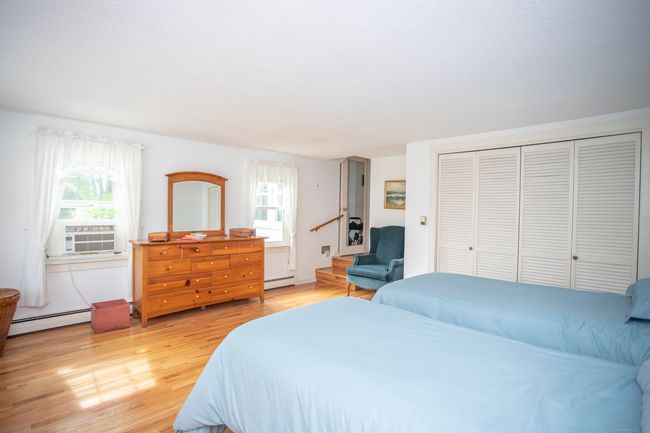 62 Lynde St, House other with 4 bedrooms, 2 bathrooms and 4 parking in Old Saybrook CT | Image 26