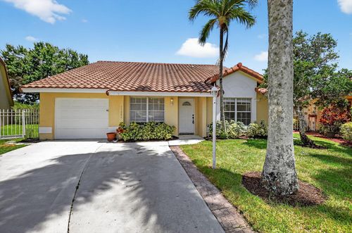 11086 Lakeaire Cir, Boca Raton, FL, 33498-1927 | Card Image