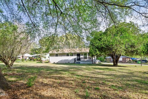 2314 Dandridge Dr, Raleigh, NC, 27610-4814 | Card Image